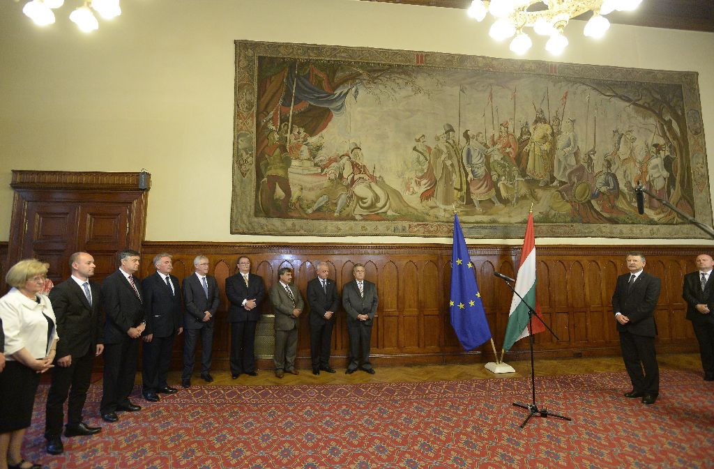 szoszolo_esku