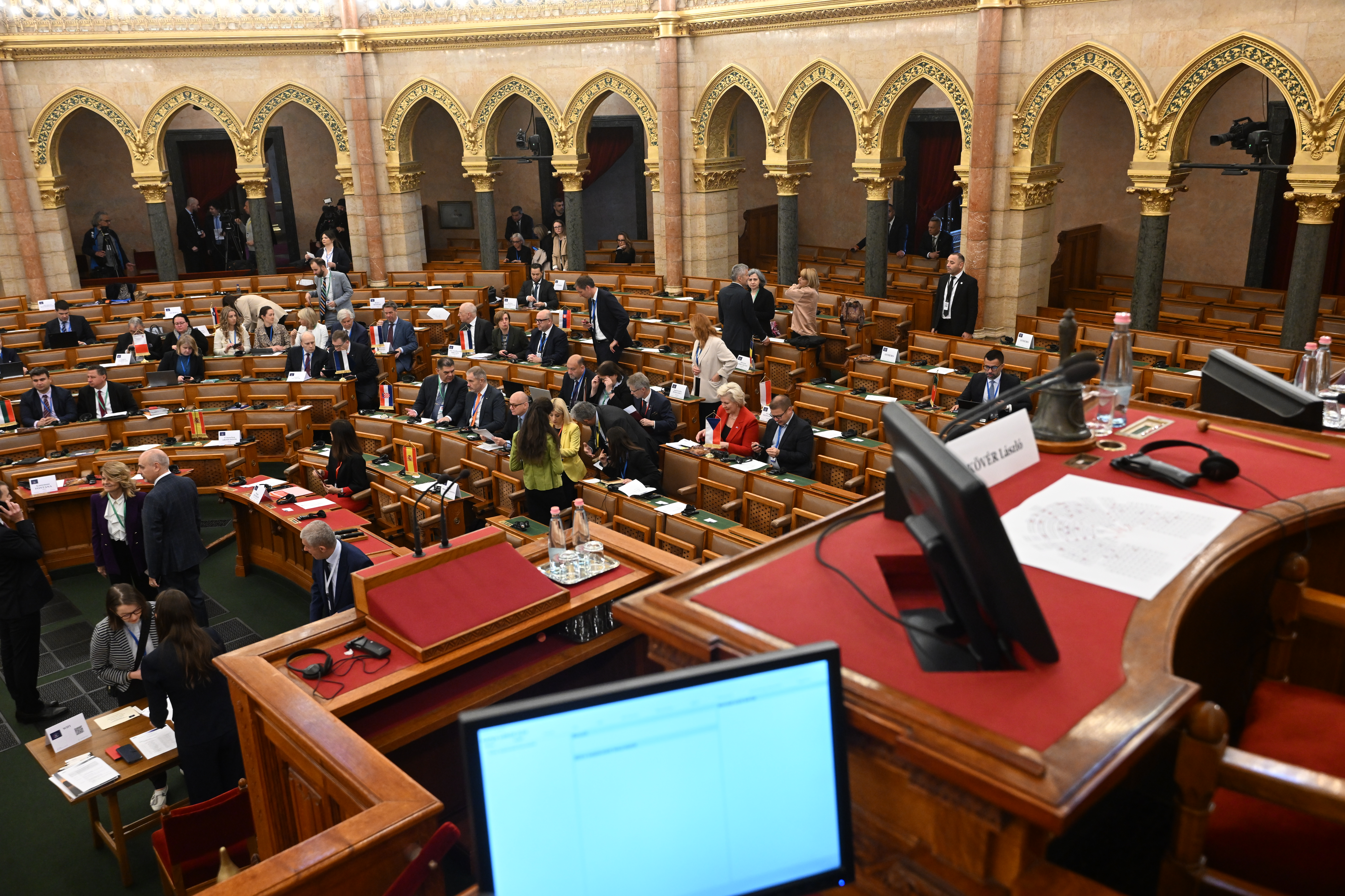 La Conférence des présidents des parlements de l'UE img
