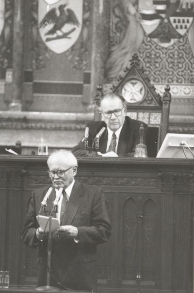 Göncz Árpád köztársasági elnök és Szabad György házelnök a parlamenti ciklus utolsó munkanapján.