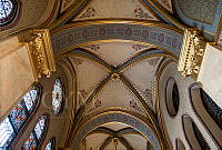 Keresztfolyosó mennyezetének részlete az Országház főemeletén, 2021