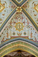 A Díszlépcsőház díszítőfestése az Országház főemeletén, 2017