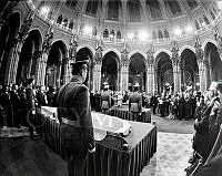 Az Egyesült Államokból hazatért magyar Szent Korona az Országházban, 1978