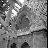 Műszaki fotódokumentáció az Országház tetőfelépítményének felújítás előtti állapotáról, 1981