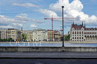 Az Országház északi szárnya Budáról, árvíz idején, 2013